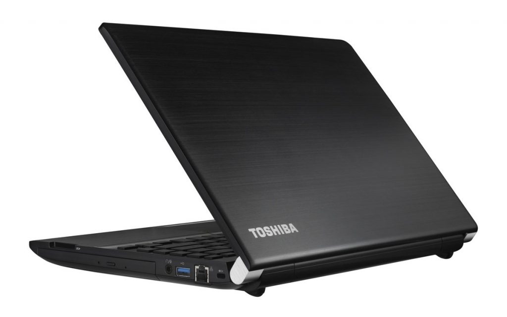 لپ تاپ استوک اروپایی توشیبا مدل Toshiba R30 صفحه 13.3 اینچی پردازنده Core i5 نسل چهارم گرافیک اینتل اچ دی 4600