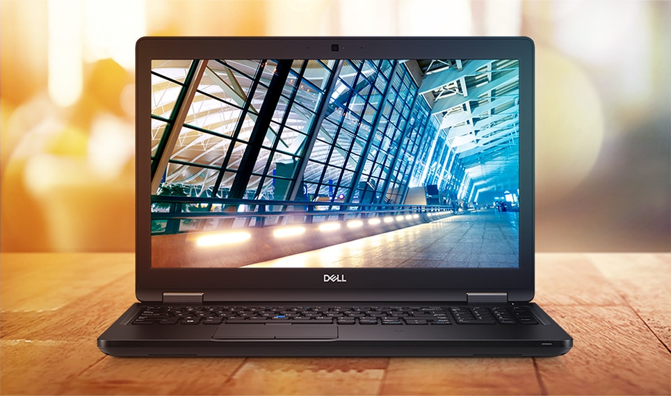 خرید لپ تاپ الترابوک استوک اروپایی دل Dell Latitude 5590 صفحه 15.6 اینچ پردازنده Core i7 8650U نسل هشتم گرافیک دو گیگ NVIDIA GeForce 940MX 