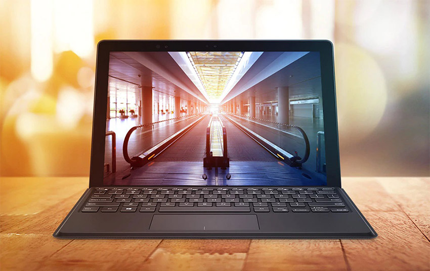 لپ تاپ استوک دل Dell Latitude 5290 تبلتی با پردازنده Core i7 نسل هشتم