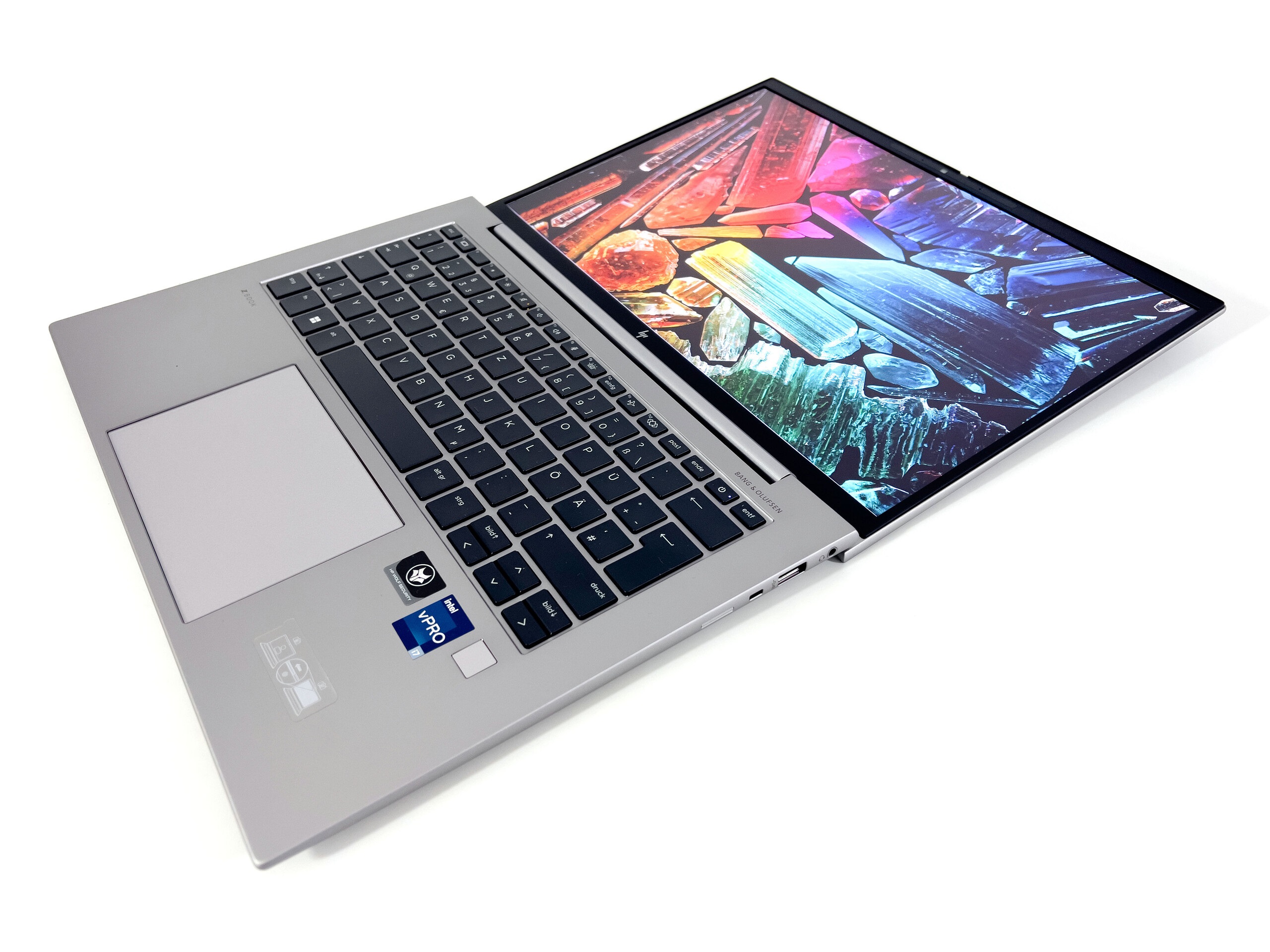 خرید لپ تاپ اچ پی زدبوک HP Zbook Firefly 14 G9 پردازنده Core i7 نسل دوازدهم گرافیک چهار گیگ انویدیا کوادرو