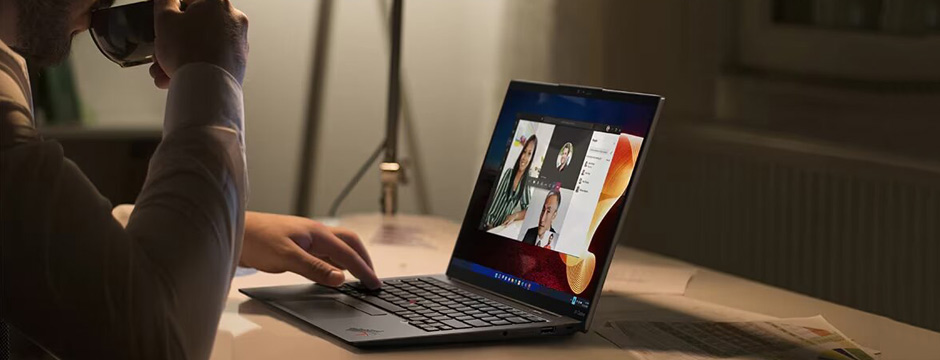 خرید لپ تاپ استوک اروپایی لنوو ایدیاپد Lenovo Ideapad Slim 7 صفحه 14 لمسی با قابلیت چرخش 360 درجه پردازنده Core i5-1135G7 نسل یازدهم گرافیک اینتل Iris Xe