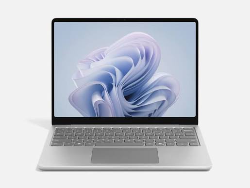 سرفیس لپ تاپ 8 اپن باکس  Surface Laptop 13inch snapdragon x plus 16gb 256gb